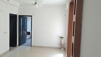 Living Room Image of 920 Sq.ft 2 BHK Apartment / Flat for sale in Ajnara Le Garden, Noida Extension Greater Noida for Rs. 7800000