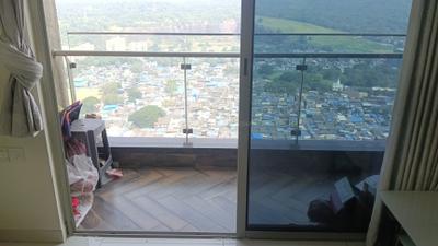 Balcony Image of 850 Sq.ft 2 BHK Apartment / Flat for rent in Shapoorji Pallonji Epsilon Astron Tower, Kandivali East Mumbai for Rs. 72000