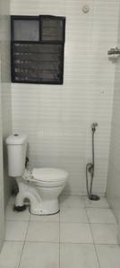 Bathroom Image of 1450 Sq.ft 3 BHK Apartment / Flat for rent in New Sneh Nagar Nagpur for Rs. 30000