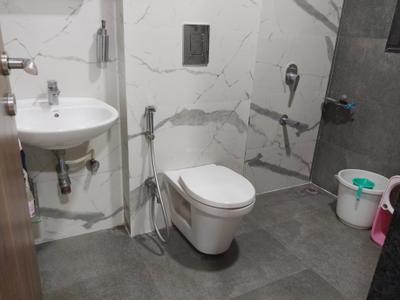 Image of 1400 Sq.ft 3.5 BHK Apartment / Flat for sale in Matunga East, Mumbai for Rs. 70000000
