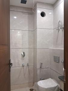 Common Bathroom Image of 784 Sq.ft 2 BHK Builder Floor for sale in Paschim Vihar New Delhi for Rs. 14500000