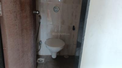 Bathroom Image of 500 Sq.ft 1 BHK Apartment / Flat for sale in VTP Purvanchal, Kesnand Pune for Rs. 2930000