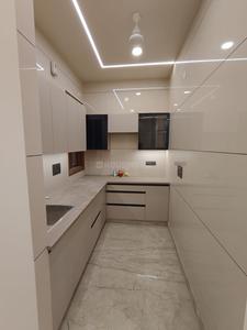 Kitchen Image of 1200 Sq.ft 3 BHK Builder Floor for sale in Mansarover Garden New Delhi for Rs. 24500000