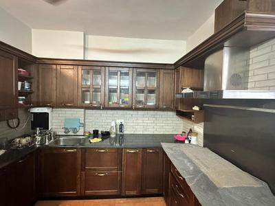 Kitchen Image of 2500 Sq.ft 4 BHK Apartment / Flat for rent in Aluva Kochi for Rs. 65000