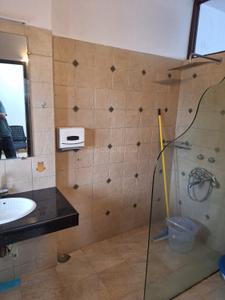 Bathroom Image of 1200 Sq.ft 2 BHK Apartment / Flat for sale in Hauz Khas New Delhi for Rs. 25000000