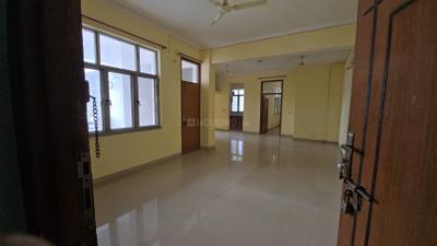 Living Room Image of 2315 Sq.ft 4 BHK Apartment / Flat for rent in Amausi Lucknow for Rs. 25000