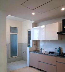 Kitchen Image of 2420 Sq.ft 3 BHK Apartment / Flat for rent in Mahagun Mezzaria, Sector 78 Noida for Rs. 140000