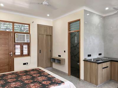 Bedroom Image of 1000 Sq.ft 1 RK Independent House for rent in HUDA Plot Sector 42, Sector 42 Gurgaon for Rs. 27000