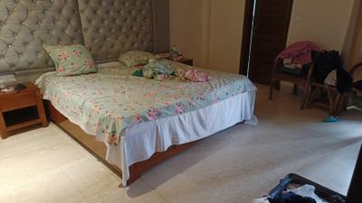 Bedroom Image of 2500 Sq.ft 4 BHK Builder Floor for sale in Saket New Delhi for Rs. 61500000