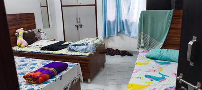 Bedroom Image of OM Girls pg in Sector 86, Noida