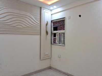 Bedroom Image of 1500 Sq.ft 3.5 BHK Apartment / Flat for sale in Investwell Hometech Homes, Sector 102 Noida for Rs. 7500000