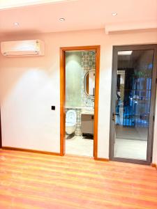 Bedroom Image of 2367 Sq.ft 3 BHK Builder Floor for rent in Sector 40 Gurgaon for Rs. 85000