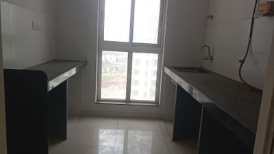 Kitchen Image of 680 Sq.ft 1.5 BHK Apartment / Flat for rent in Kasarvadavali Thane for Rs. 23000