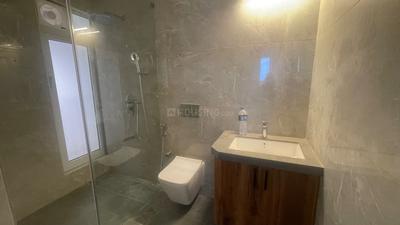Image of 1184 Sq.ft 2 BHK Apartment / Flat for rent in Monte South, Byculla, Mumbai for Rs. 155000