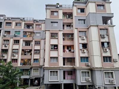 Image of 1360 Sq.ft 3 BHK Apartment / Flat for sale in Loharuka Greenwood Premium, Kaikhali, Kolkata for Rs. 6500000