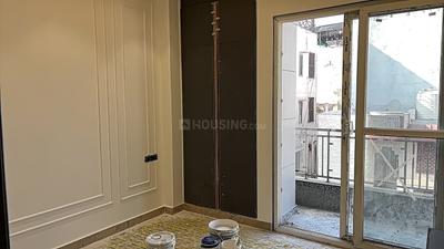 Bedroom Image of 960 Sq.ft 3 BHK Builder Floor for sale in Pitampura New Delhi for Rs. 19000000