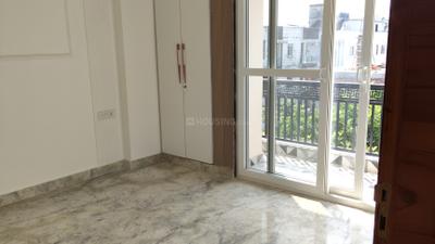 Bedroom Image of 1350 Sq.ft 3 BHK Apartment / Flat for sale in Vasant Kunj New Delhi for Rs. 13800000
