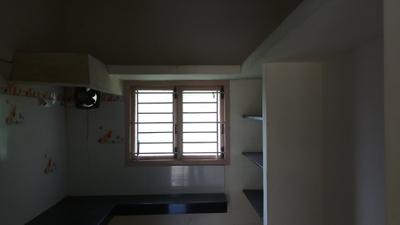 Kitchen Image of 800 Sq.ft 1 BHK Apartment / Flat for rent in Shastri Nagar Erode for Rs. 5300
