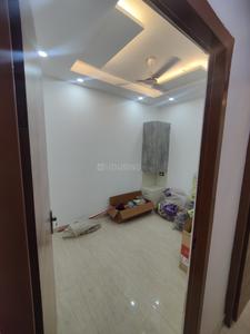 Bedroom Image of 900 Sq.ft 3 BHK Builder Floor for rent in Sector 24 Rohini New Delhi for Rs. 17000