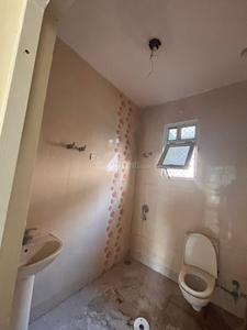 Bathroom Image of 540 Sq.ft 1 BHK Villa for sale in Pushpanjali Baikunth Villa, Raman Reiti Vrindavan for Rs. 6500000