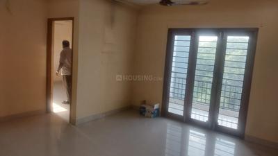3 BHK Semi Furnished Flat