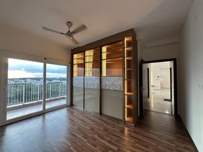 Bedroom Image of 1655 Sq.ft 3 BHK Apartment / Flat for rent in L And T Raintree Boulevard, Sahakara Nagar Bengaluru for Rs. 90000