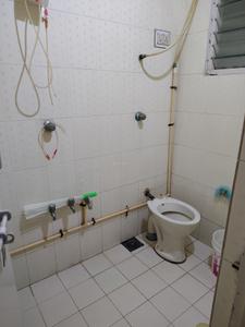 Common Bathroom One Image of 1035 Sq.ft 2 BHK Villa for sale in Chanakyapuri Ahmedabad for Rs. 16000000