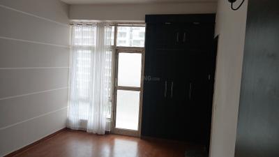 Bedroom Image of 1400 Sq.ft 2.5 BHK Apartment / Flat for sale in Kingswood Court, Crossings Republik Ghaziabad for Rs. 10500000