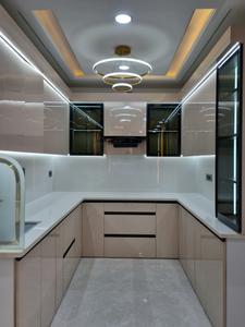 Kitchen Image of 1100 Sq.ft 3 BHK Apartment / Flat for sale in Dwarka Mor New Delhi for Rs. 7500000
