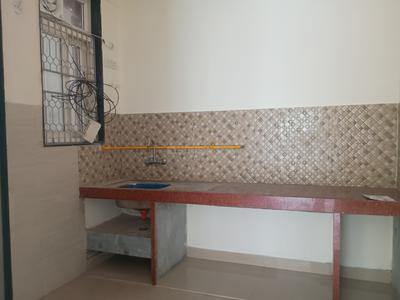 Kitchen Image of 820 Sq.ft 1 BHK Apartment / Flat for rent in DDA Flats Sector 14, Sector 14 Dwarka New Delhi for Rs. 28000