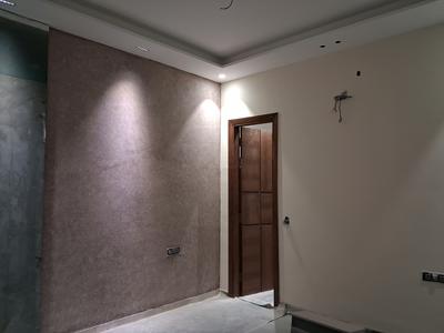 Bedroom Image of 2500 Sq.ft 4 BHK Builder Floor for sale in Punjabi Bagh New Delhi for Rs. 49000000
