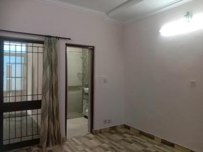 Bedroom Image of 1900 Sq.ft 3 BHK Builder Floor for rent in Vasant Kunj New Delhi for Rs. 75000
