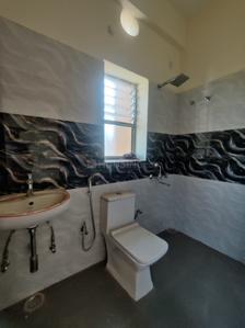 Bathroom Image of 905 Sq.ft 2 BHK Apartment / Flat for sale in Chandmari Guwahati for Rs. 5700000