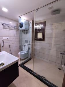 Image of 2000 Sq.ft 4 BHK Apartment / Flat for rent in Vasant Kunj, New Delhi for Rs. 140000