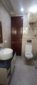 Bathroom Image of 2000 Sq.ft 3 BHK Builder Floor for rent in Vivek Vihar New Delhi for Rs. 50000