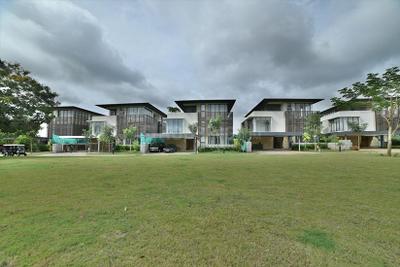 Image of 3935 Sq.ft 4 BHK Villa for sale in Embassy Boulevard, Hosahalli, Bengaluru for Rs. 160000000