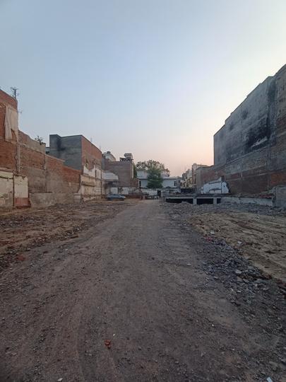 Laxman Vihar, Sector 3A Main Image 1