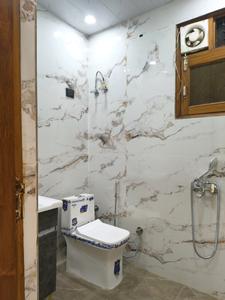 Common Bathroom Image of 1400 Sq.ft 3 BHK Builder Floor for sale in Indirapuram Ghaziabad for Rs. 12000000