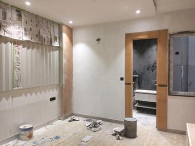 Bedroom Image of 1800 Sq.ft 3 BHK Builder Floor for sale in Vikaspuri New Delhi for Rs. 35500000