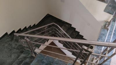 Staircase Image of 1920 Sq.ft 3.5 BHK Villa for rent in Supertech Czar Villas, Omicron I Greater Noida for Rs. 30000