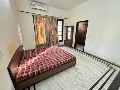 Bedroom Image of 2500 Sq.ft 3.5 BHK Builder Floor for rent in E Block SBS Nagar Ludhiana for Rs. 35000