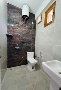 Bathroom Image of Rahtan villa in Clement Town, Dehradun