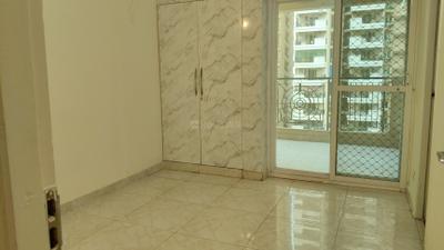 Bedroom Image of 900 Sq.ft 3 BHK Apartment / Flat for rent in Gaurs Siddhartham, Siddharth Vihar Ghaziabad for Rs. 24000