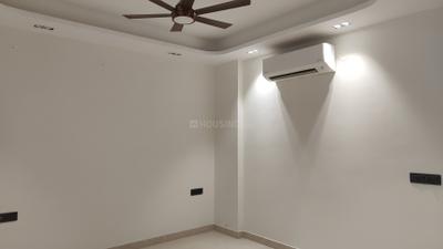Living Room Image of 1800 Sq.ft 3 BHK Builder Floor for sale in DLF Phase 1 Gurgaon for Rs. 37500000