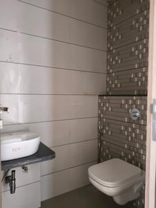 Common Bathroom Image of 1606 Sq.ft 4 BHK Apartment / Flat for sale in Majestique Ornate by Majestique Landmarks, Baner Pune for Rs. 36100000