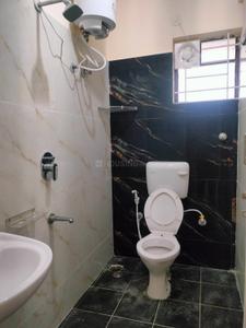 Bathroom Image of 1000 Sq.ft 2 BHK Apartment / Flat for rent in Kadubeesanahalli Bengaluru for Rs. 40000