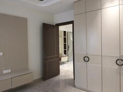 Bedroom Image of 1800 Sq.ft 3 BHK Builder Floor for sale in Pitampura New Delhi for Rs. 40000000