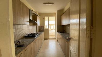 Kitchen Image of 1726 Sq.ft 3 BHK Apartment / Flat for sale in Umang Monsoon Breeze Phase 1 ABLM Tower, Sector 78 Gurgaon for Rs. 17500000