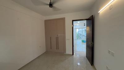 Bedroom Image of 1450 Sq.ft 2.5 BHK Builder Floor for rent in Smartworld Gems, Sector 89 Gurgaon for Rs. 29900
