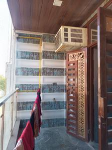Balcony Image of 970 Sq.ft 2 BHK Independent House for rent in Indirapuram Ghaziabad for Rs. 26000